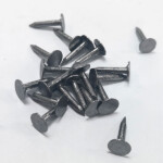 Polished large flat head, smooth shank, diamond point iron clout nail BWG11X3/4” 3.05X19MM