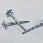 Galvanized twisted shank umbrella head roofing nails BWG9x2-1/2” 3.76X63MM
